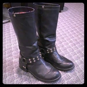 Women’s riding boots